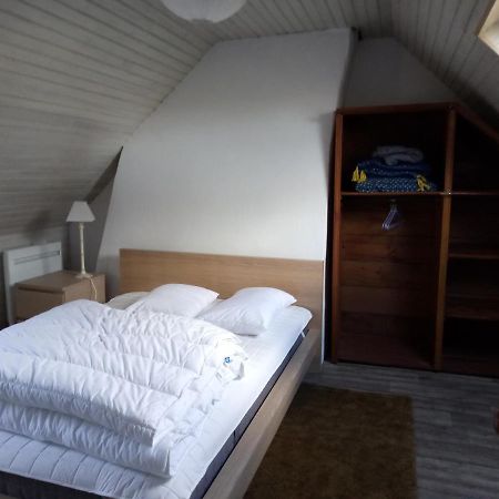 Petite Maison Dans Les Monts D'Arree Ty Coz Commana المظهر الخارجي الصورة